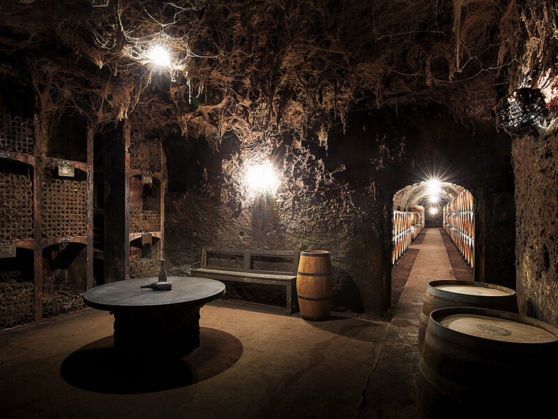 Maison Louis Latour Burgund Naturkeller